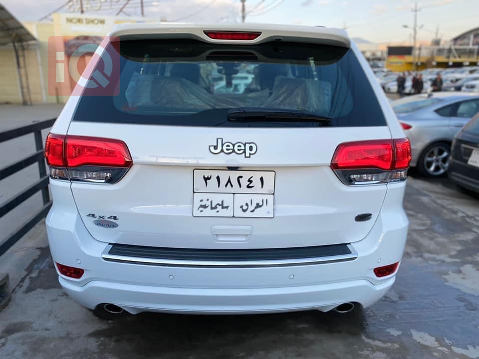 جیپ گراند شیرۆکی